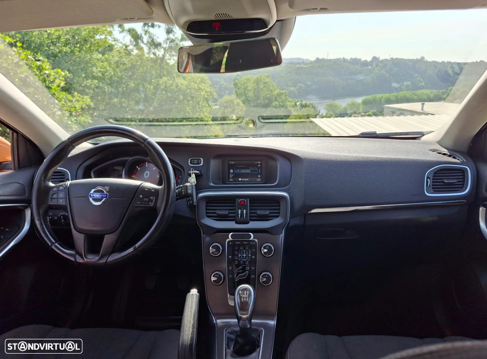Volvo V40 1.6 D2 Volvo Ocean Race - 7