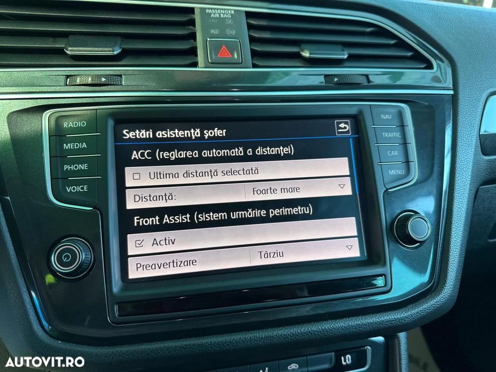 Volkswagen Tiguan - 11