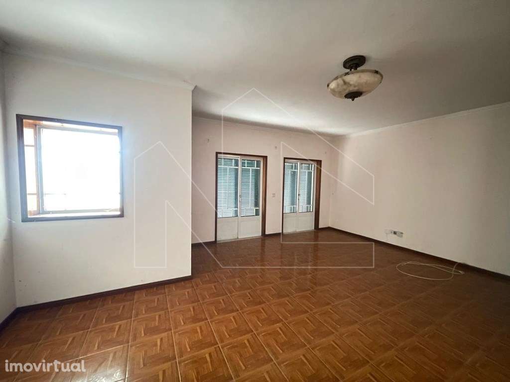 Moradia T4 em Esgueira - Espaço, Conforto e Privacidade - Grande imagem: 3/16