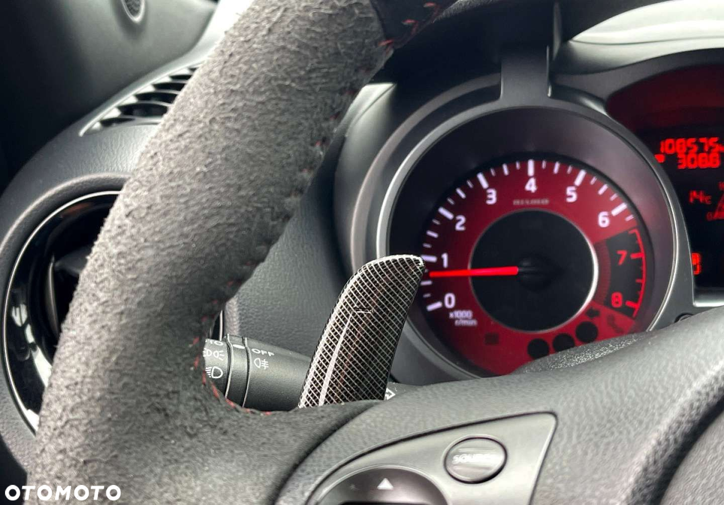 Nissan Juke 1.6 DIG-T Nismo RS 4WD Xtronic - 27