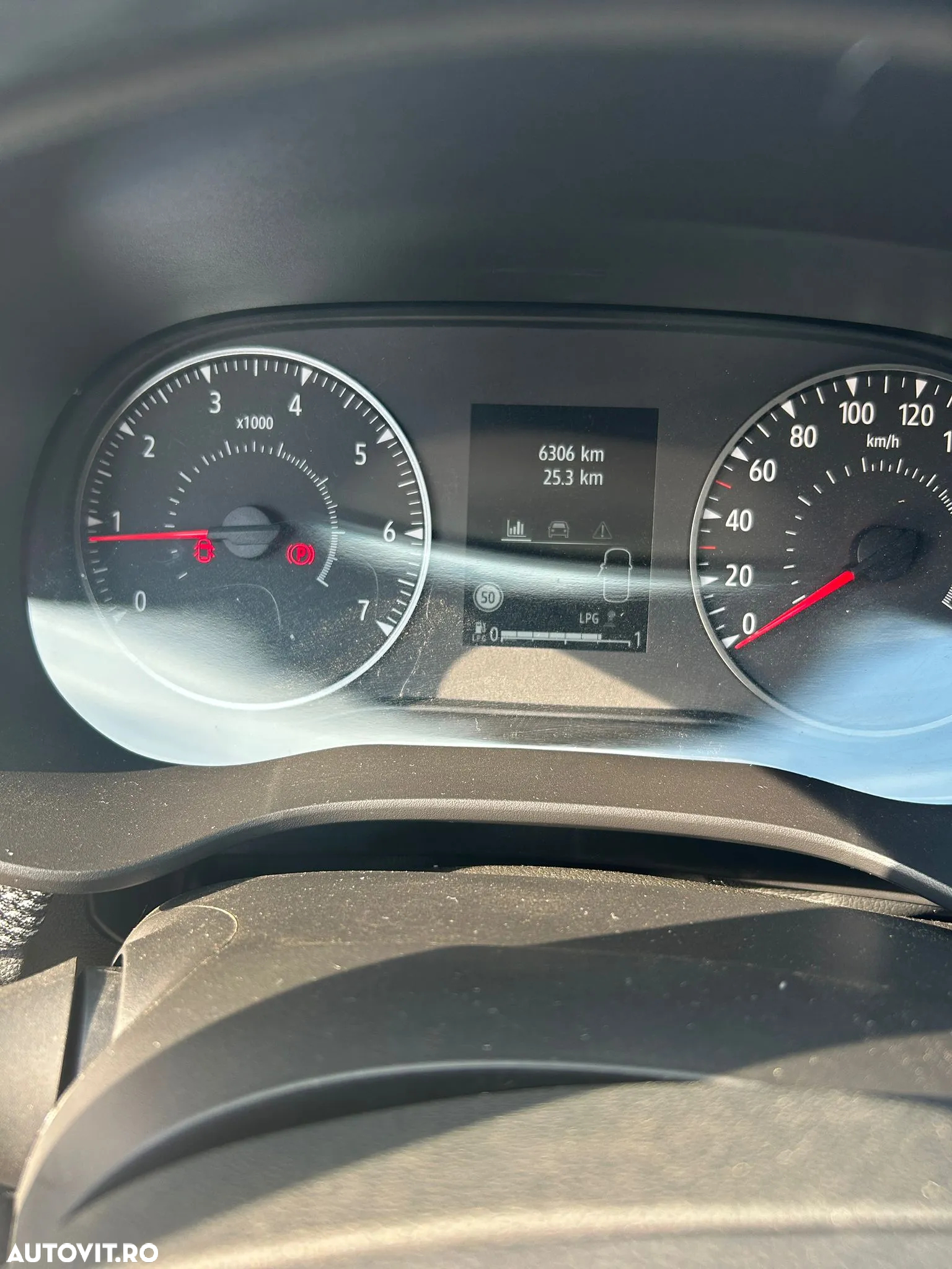 Dacia Logan TCe 90 MT6 Prestige+ - 10