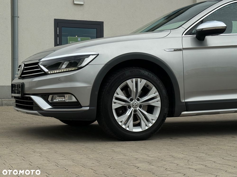 Volkswagen Passat Alltrack 2.0 TDI SCR 4Motion DSG (BMT) - 8