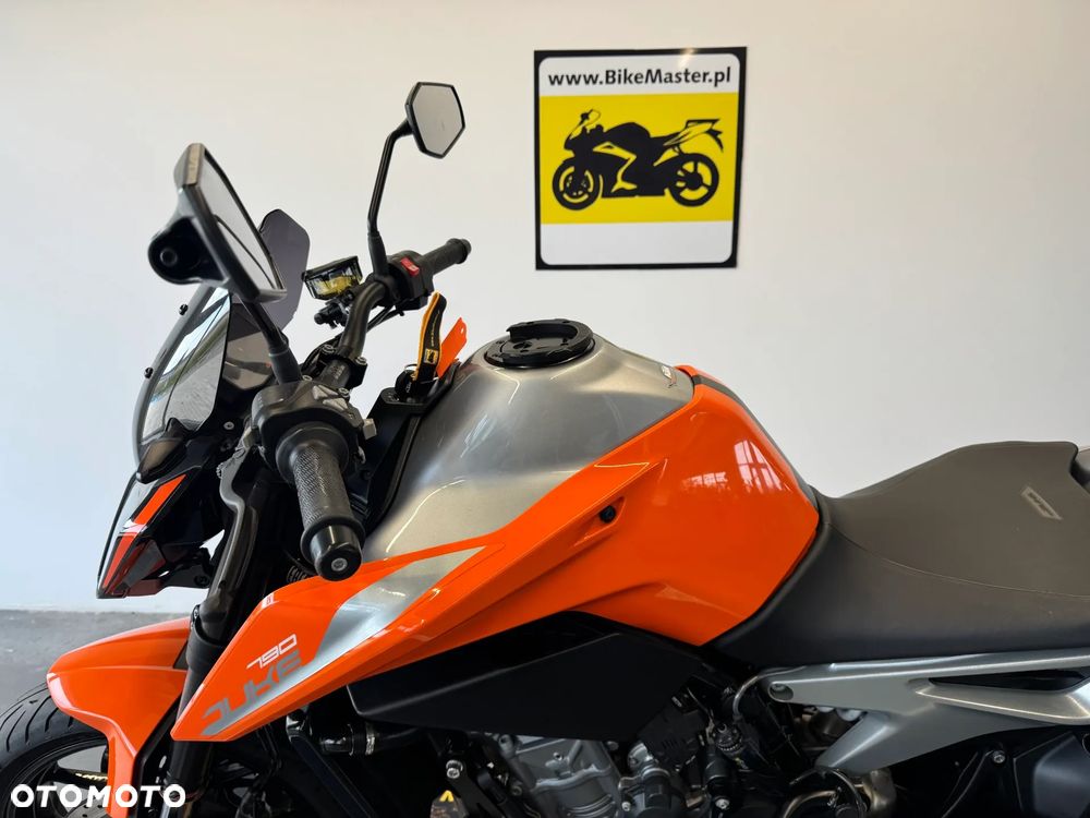 KTM Duke - 20