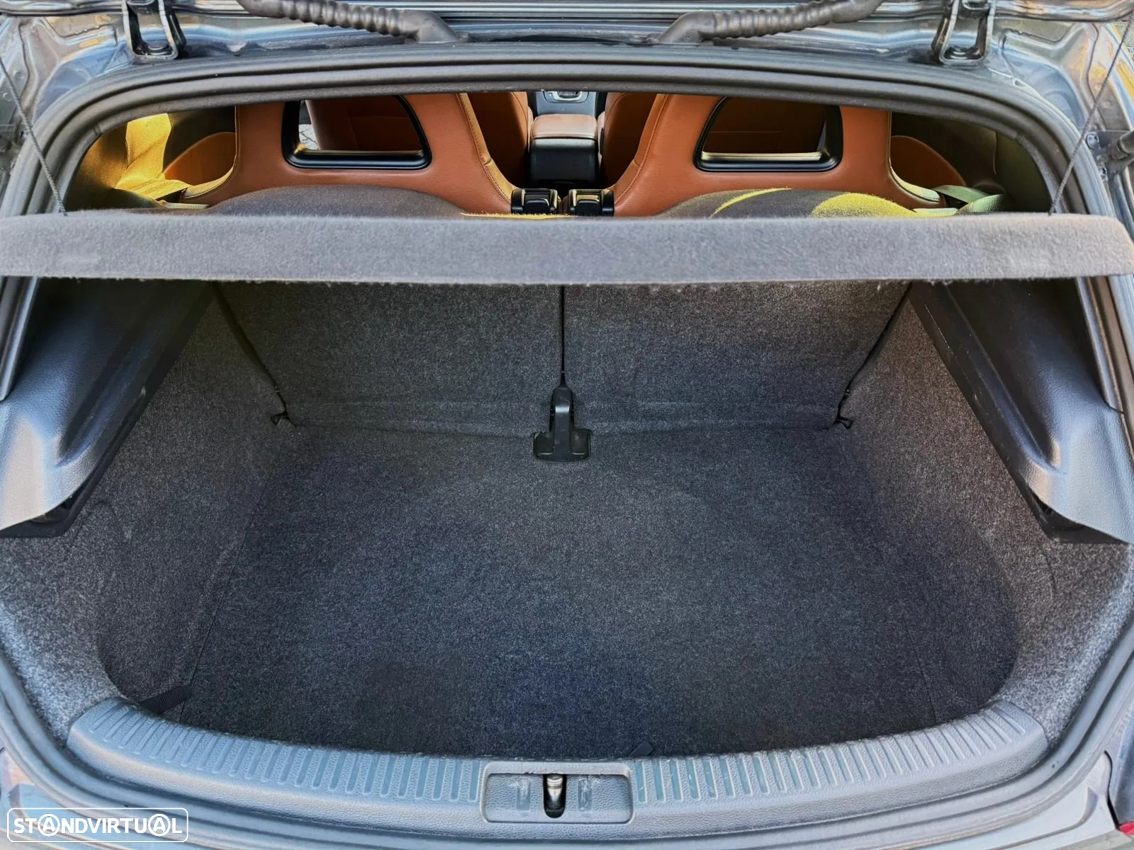 VW Scirocco 2.0 TDI Sport DSG - 25