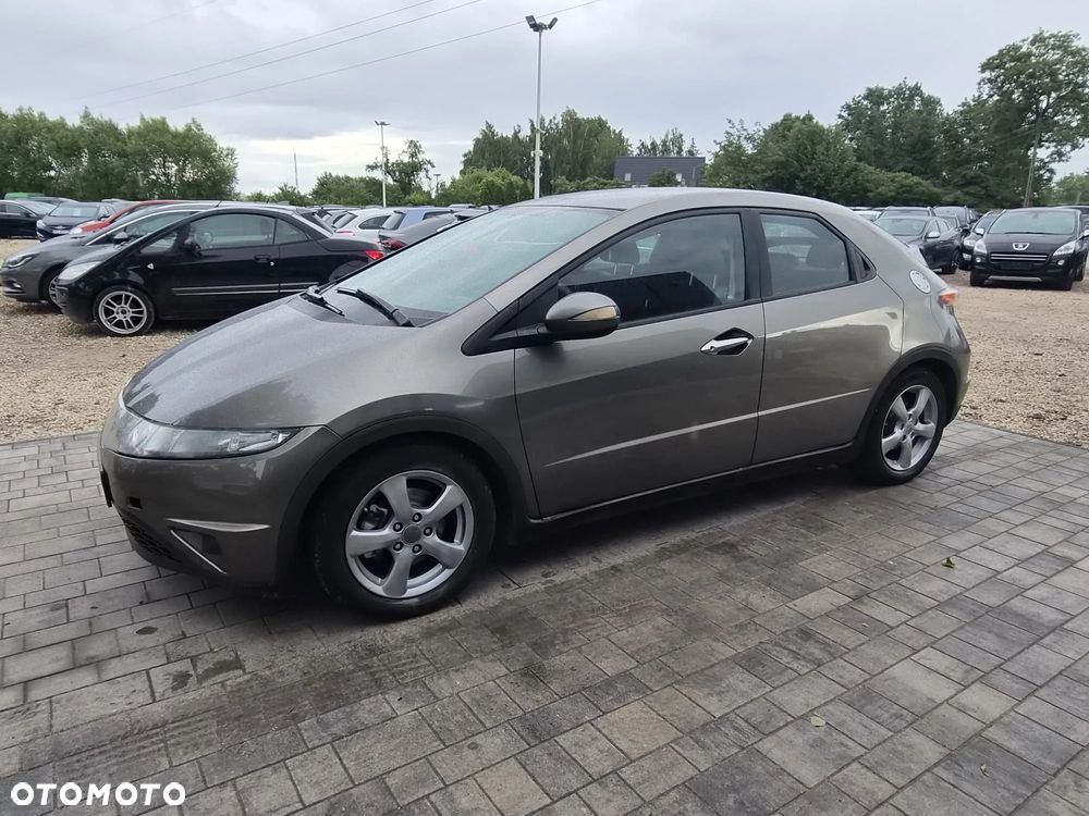 Honda Civic - 10