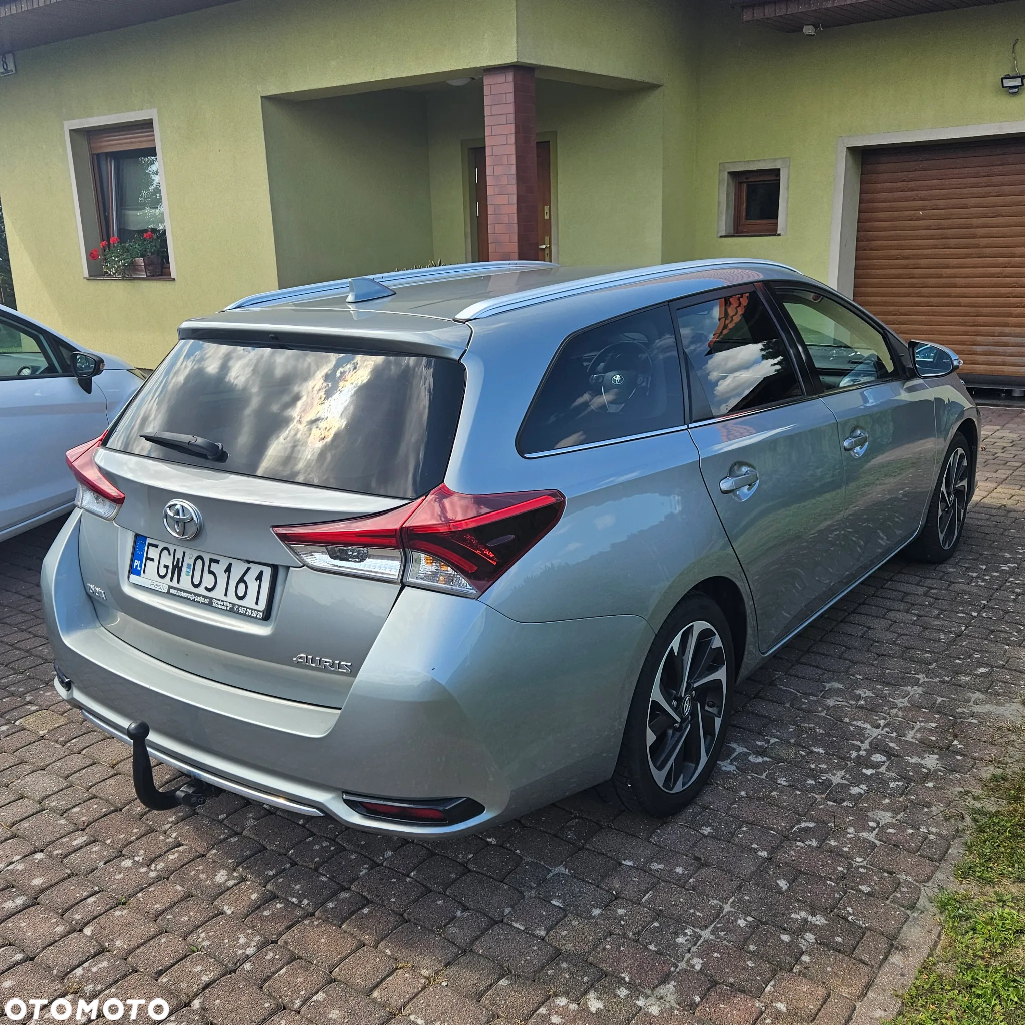 Toyota Auris 1.6 D-4D Touring Sports Comfort - 5