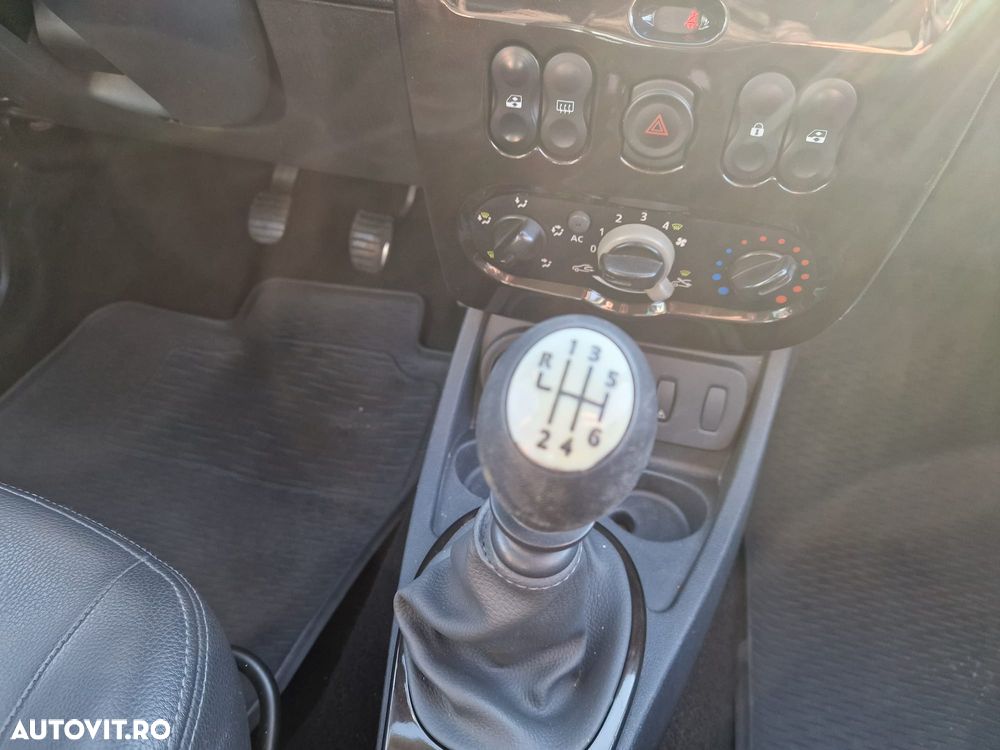 Dacia Duster dCi 110 FAP 4x4 Laureate - 4