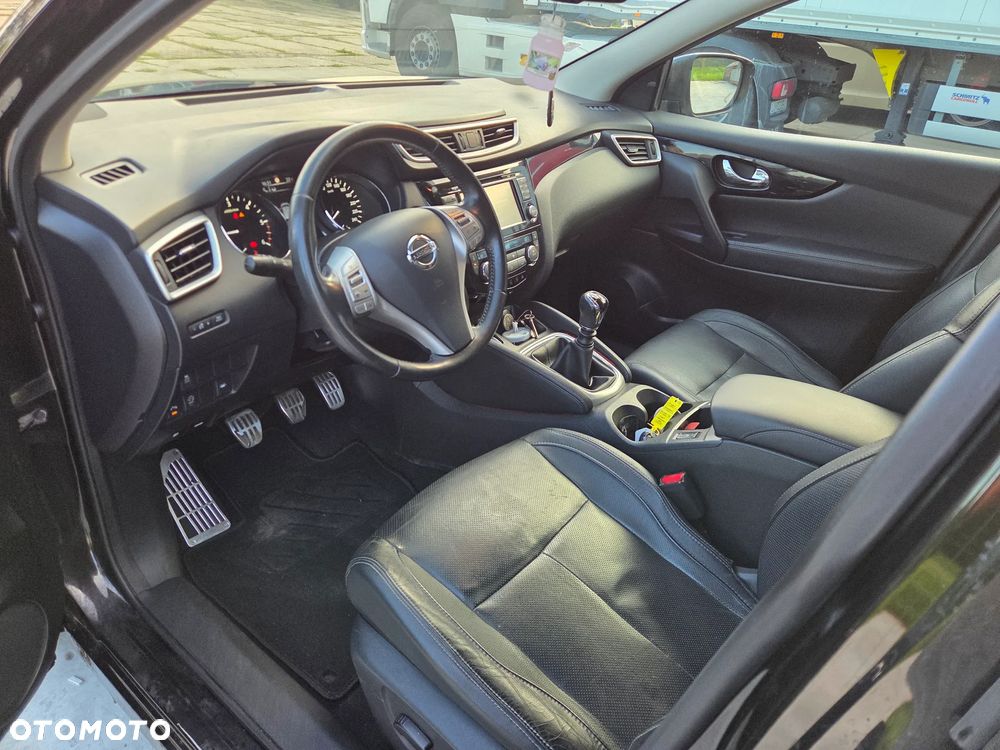 Nissan Qashqai 1.6 DCi N-Connecta - 16