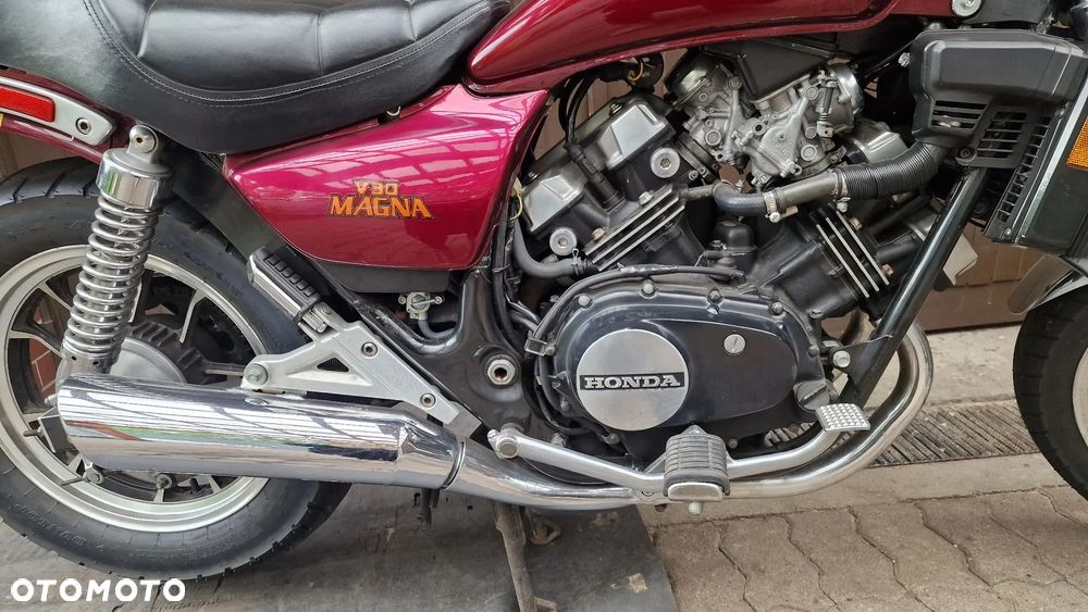 Honda VF - 10