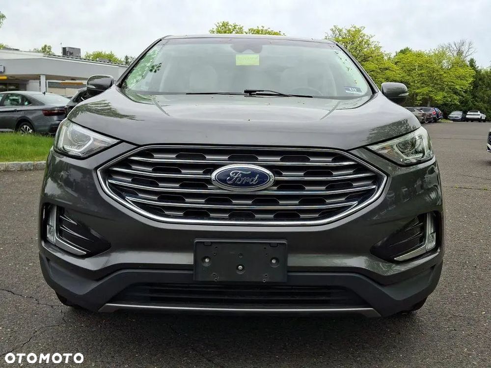 Ford Edge - 5