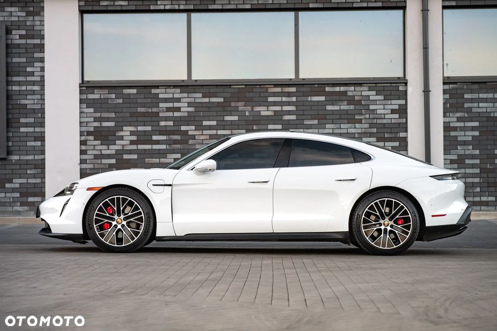 Porsche Taycan 4S Performance Plus - 6