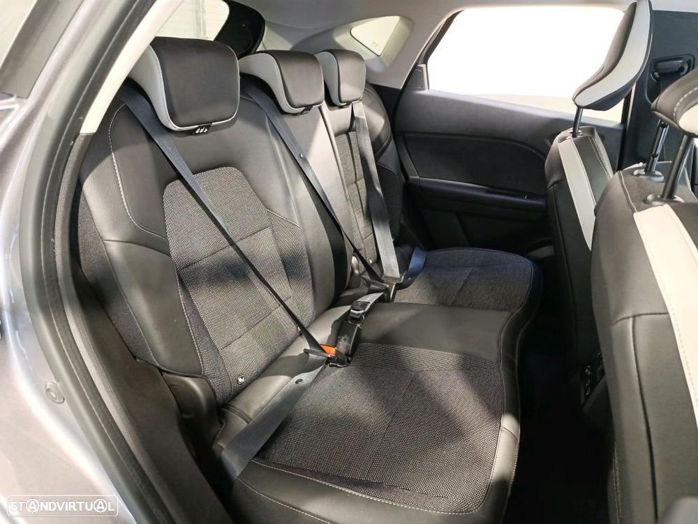 Renault Captur 1.6 E-Tech Plug-In Intens - 8