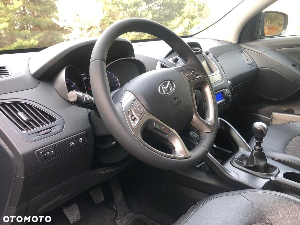 Hyundai ix35 1.6 2WD Fifa World Cup Edition - 20