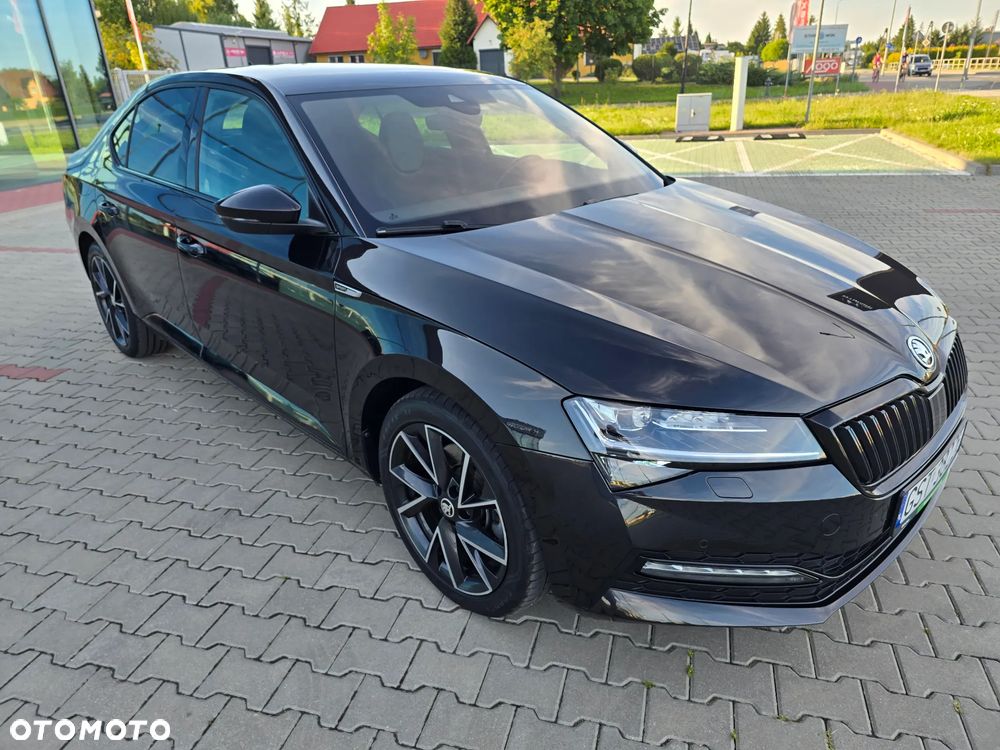 Skoda Superb 2.0 TDI SCR Sportline DSG - 9