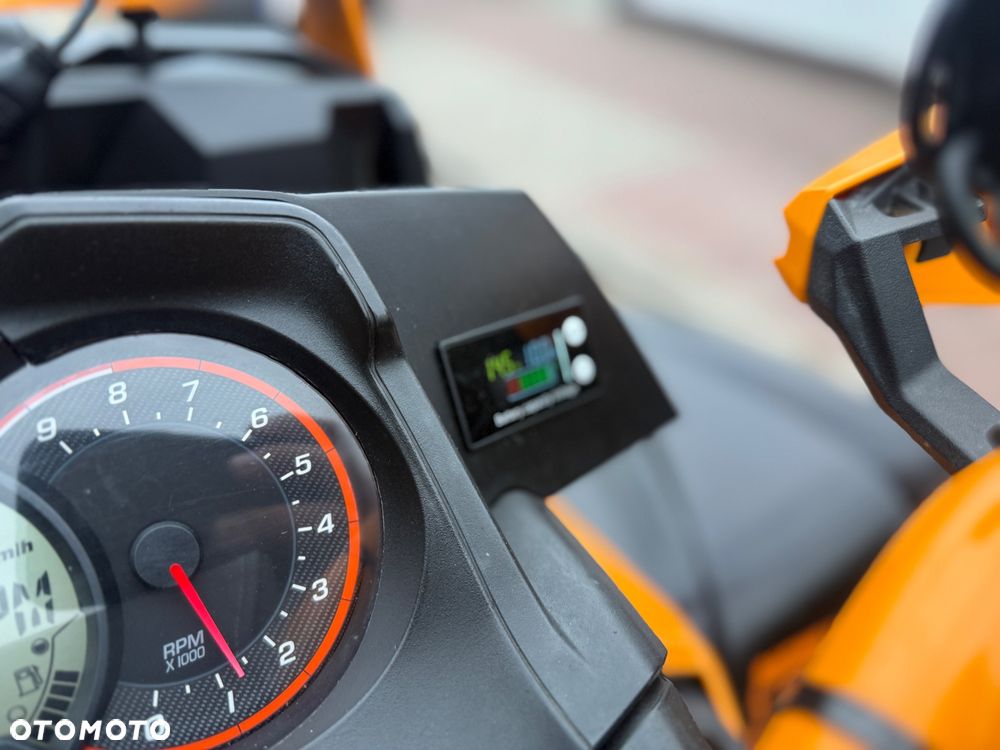 Can-Am Outlander Max - 25