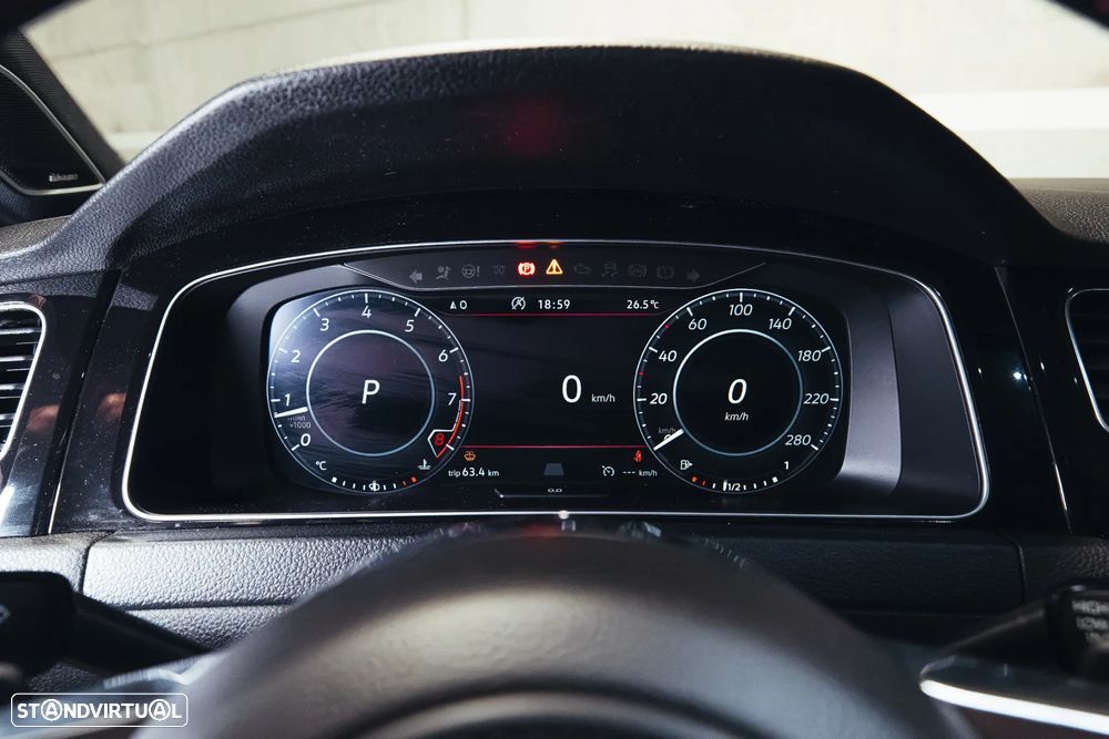 VW Golf GTI 2.0 TSI OPF DSG Performance - 19