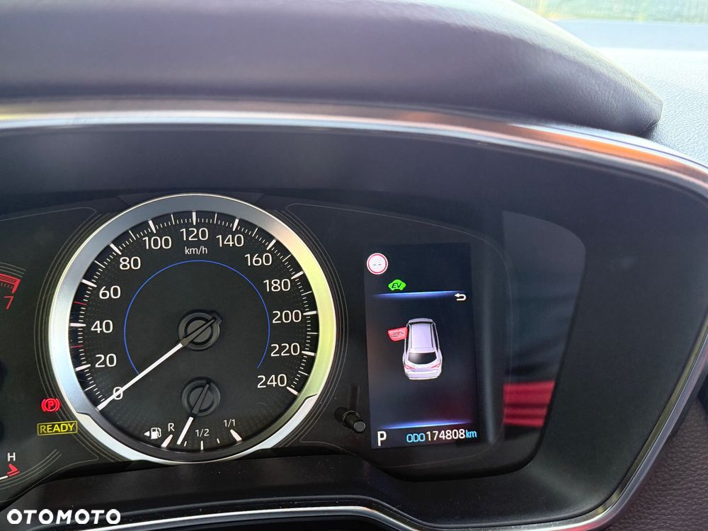 Toyota Corolla 1.8 Hybrid Comfort - 18