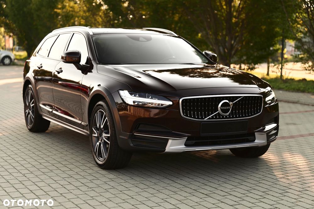 Volvo V90 Cross Country D5 SCR AWD Pro - 17