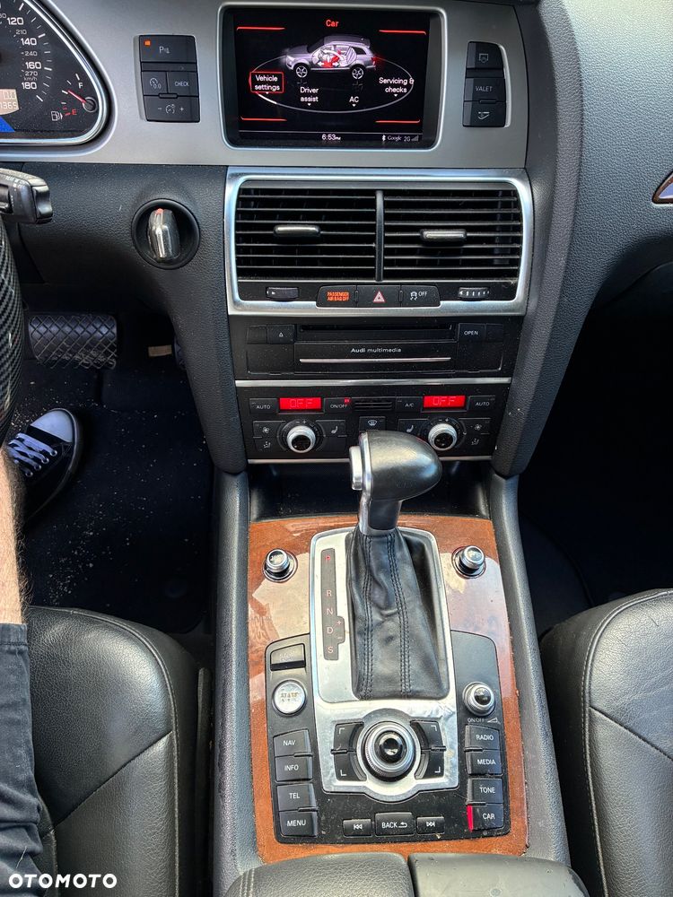 Audi Q7 - 9