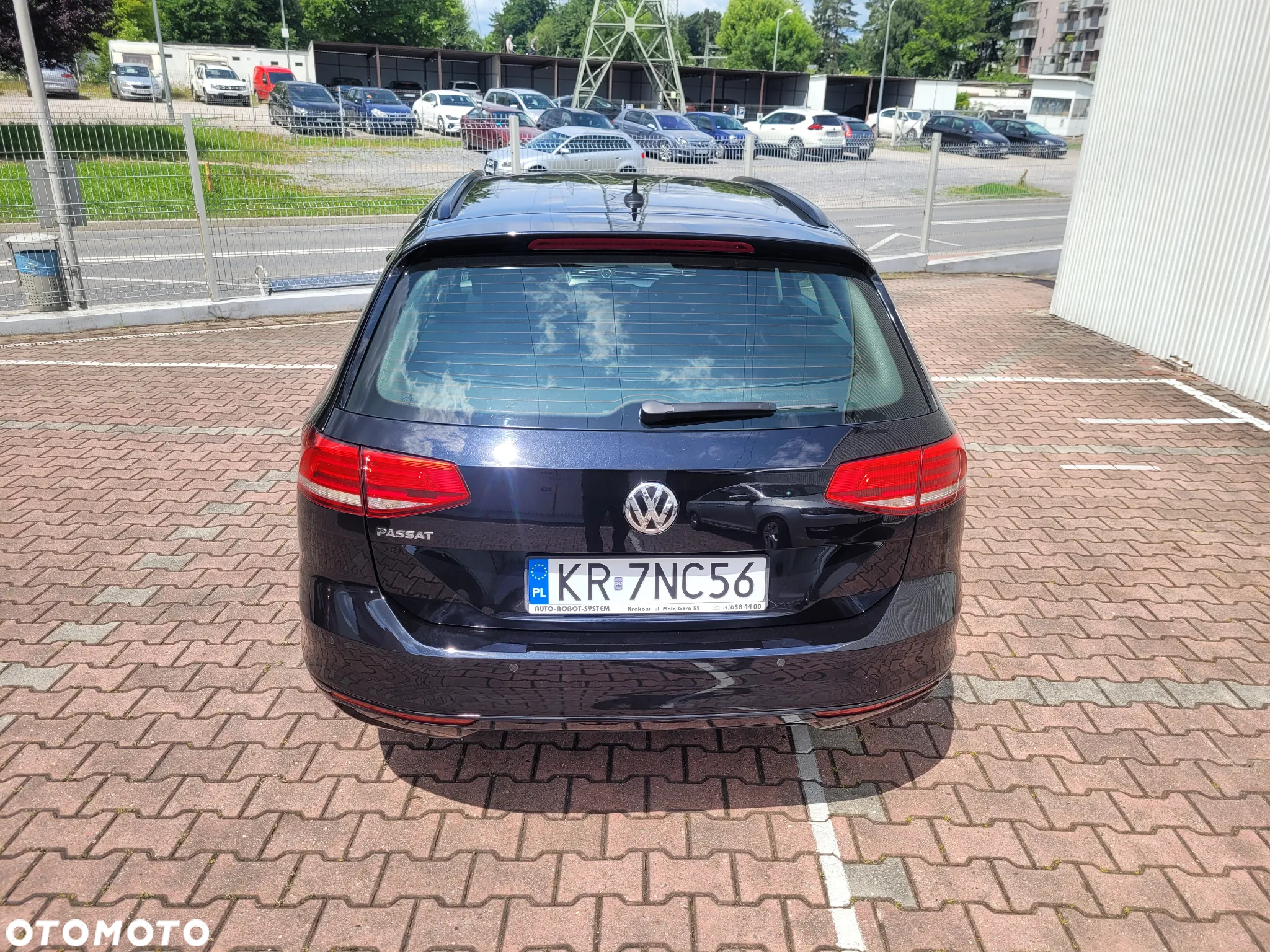 Volkswagen Passat 2.0 TDI BMT Trendline - 4
