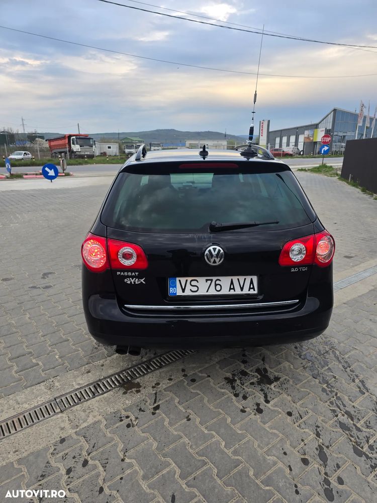 Volkswagen Passat 2.0 TDI Comfortline DPF - 2