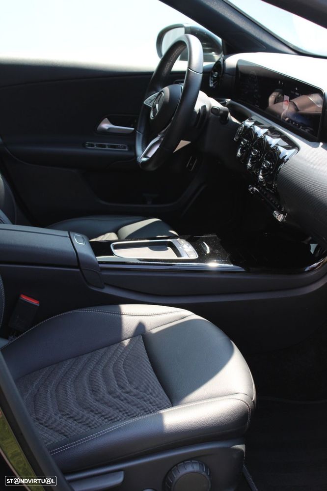 Mercedes-Benz A 250 e Style Plus - 21