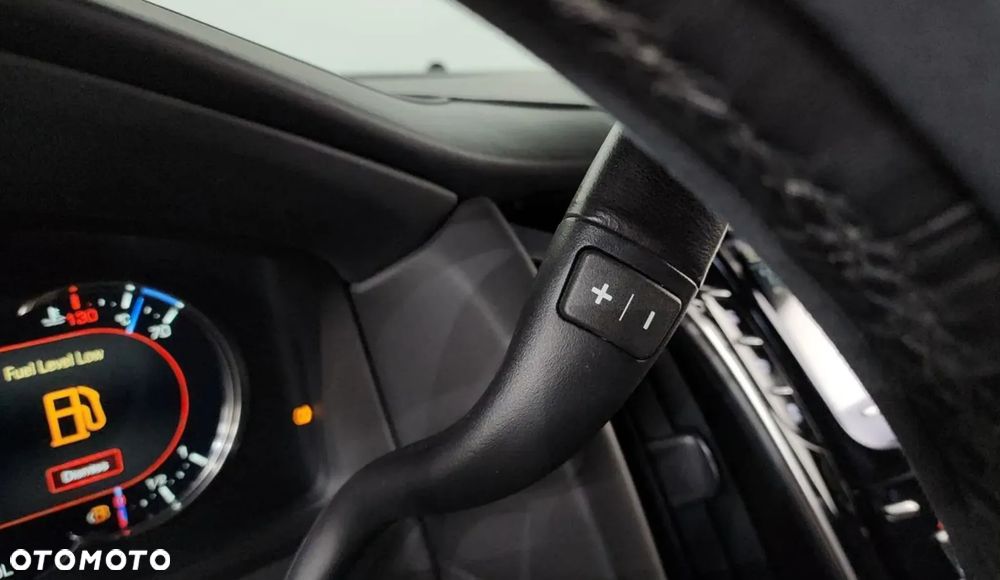 Cadillac Escalade ESV 6.2 V8 AWD AT Premium - 11