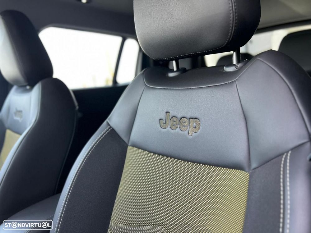 Jeep Avenger 54 kWh Summit - 14