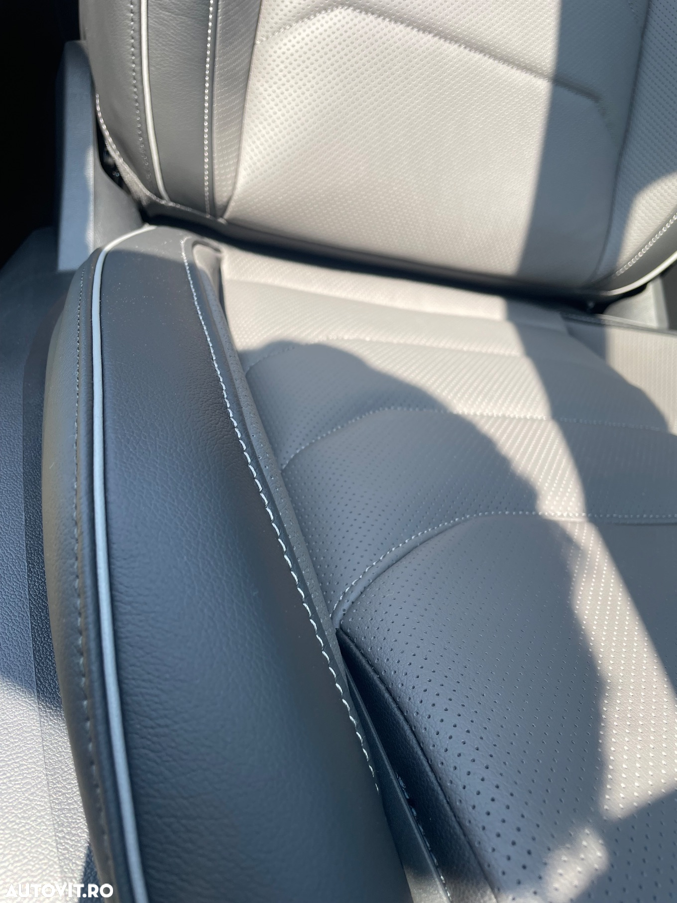 Volkswagen Touareg V6 TDI R-Style - 8