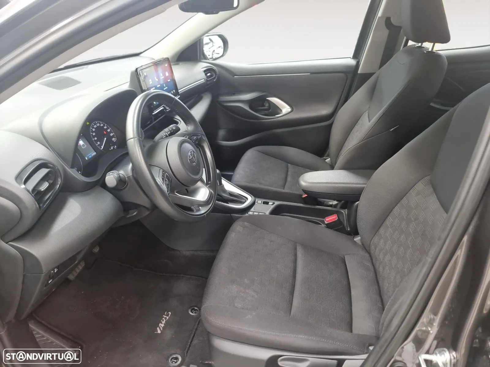 Toyota Yaris 1.5 HDF Comfort Plus - 10