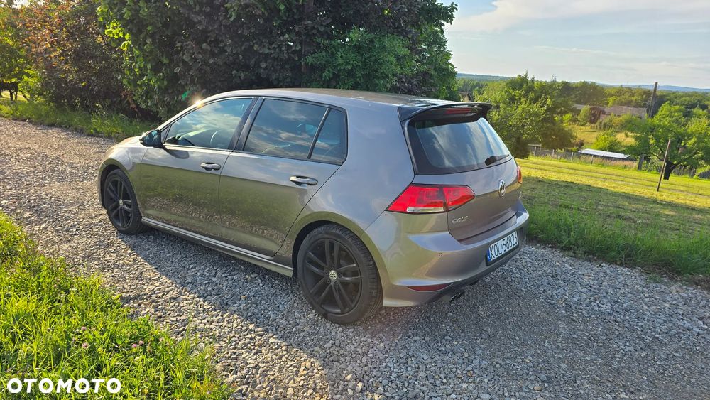 Volkswagen Golf 1.4 TSI BMT Highline - 14