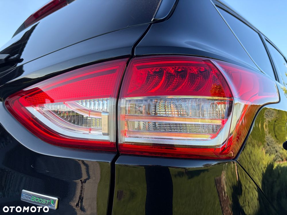 Ford Kuga 1.5 EcoBoost 2x4 Titanium - 33