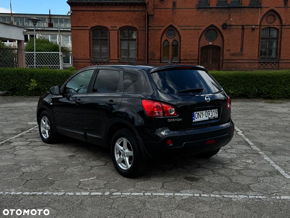 Nissan Qashqai 2.0 dCi 4 x 4 DPF acenta - 2