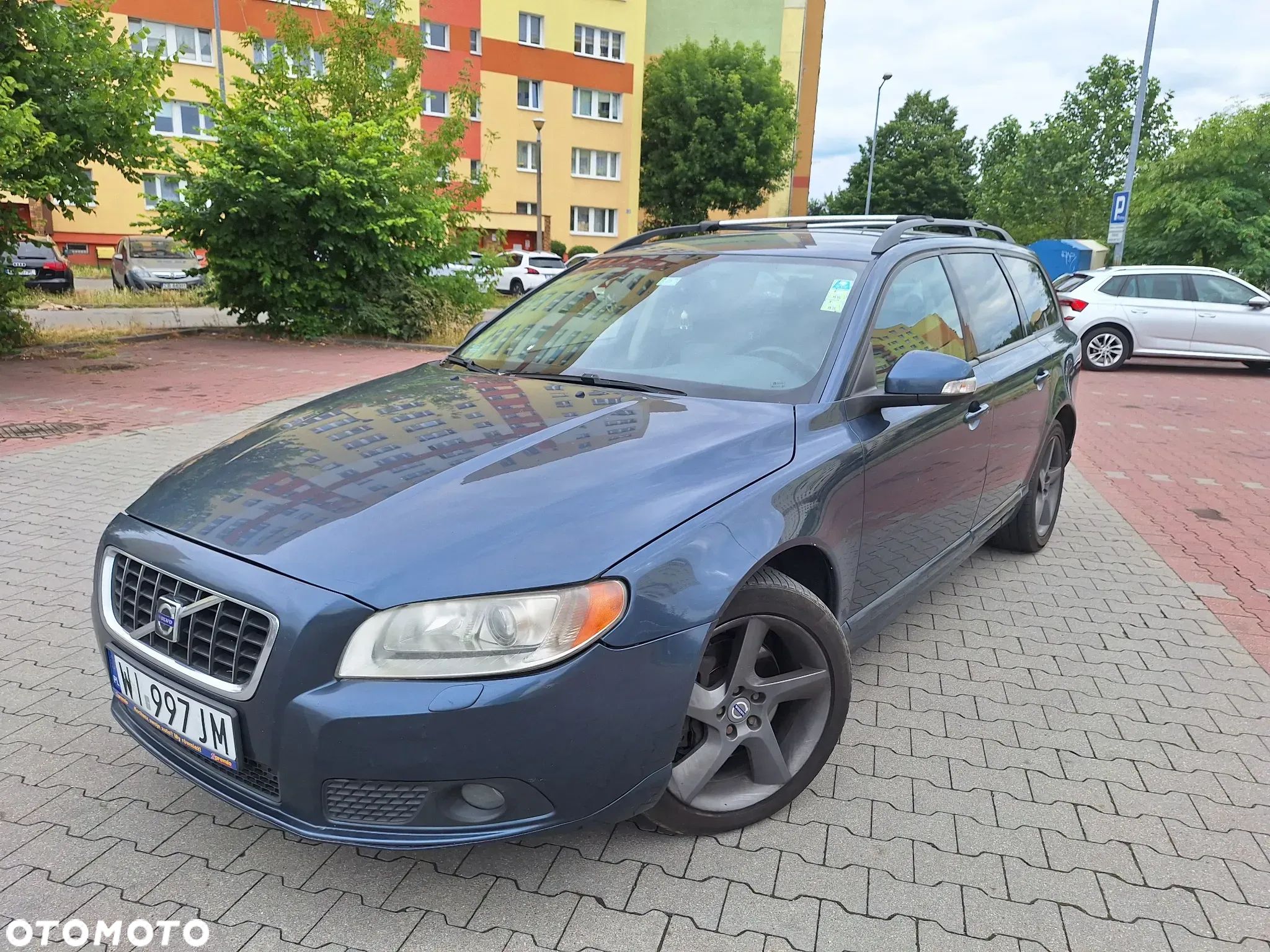 Volvo V70 - 1