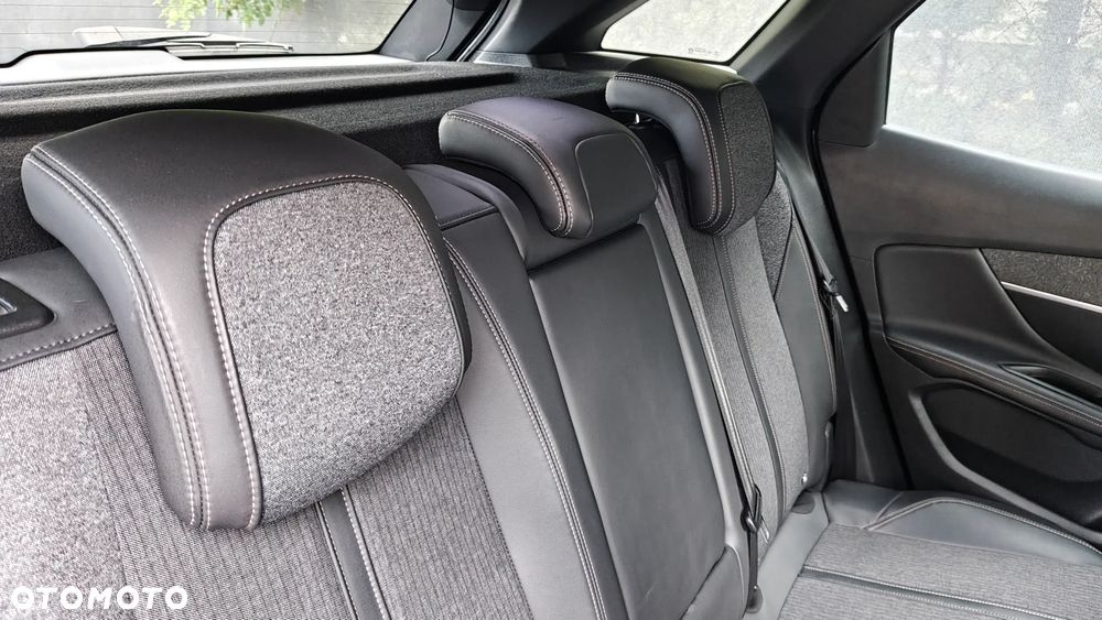 Peugeot 3008 - 12
