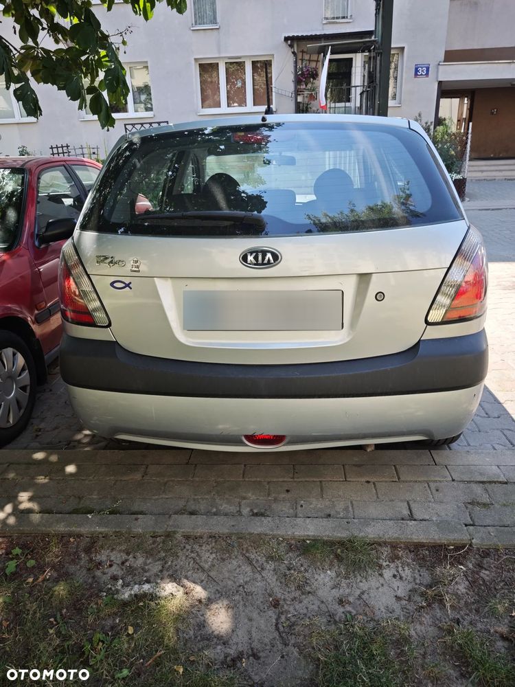 Kia Rio 1.4 Comfort - 3