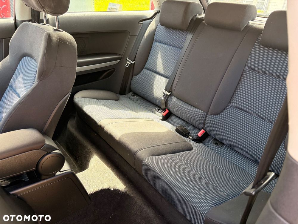 Audi A3 3-drzwiowe 2.0 TDI Ambiente - 9