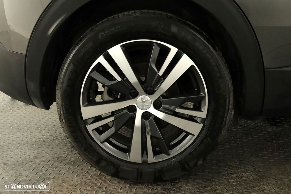 Peugeot 3008 1.6 Hybrid Allure e-EAT8 - 5