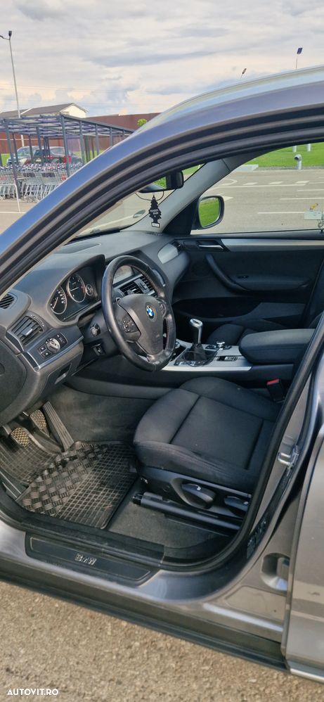BMW X3 xDrive2.0d - 11