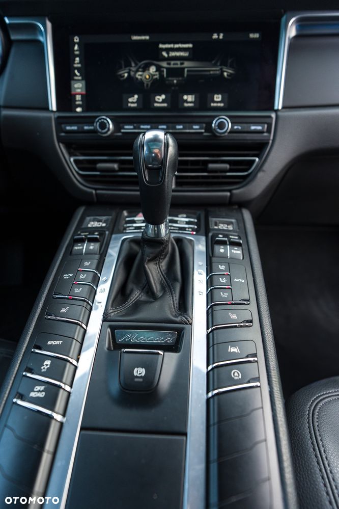 Porsche Macan - 12