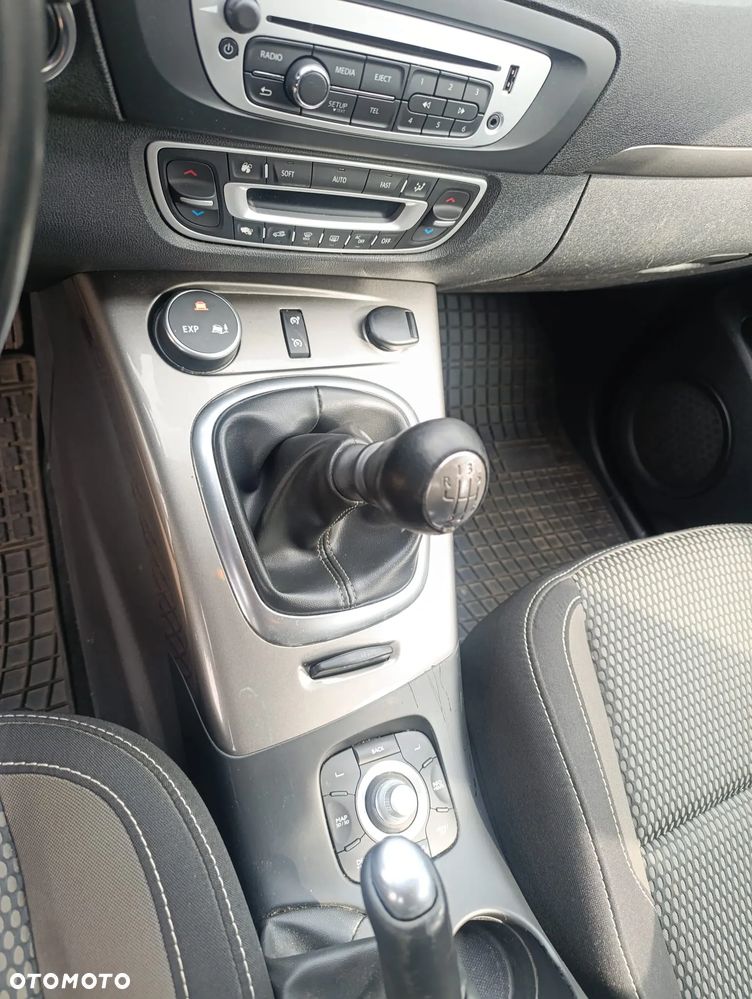 Renault Scenic Conquest - 4