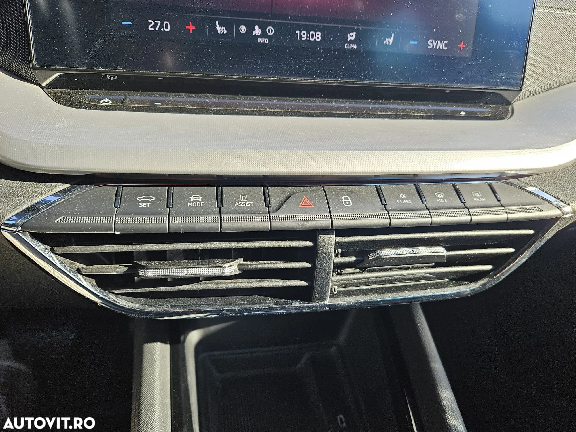 Skoda Octavia 2.0 TDI DSG Style - 11