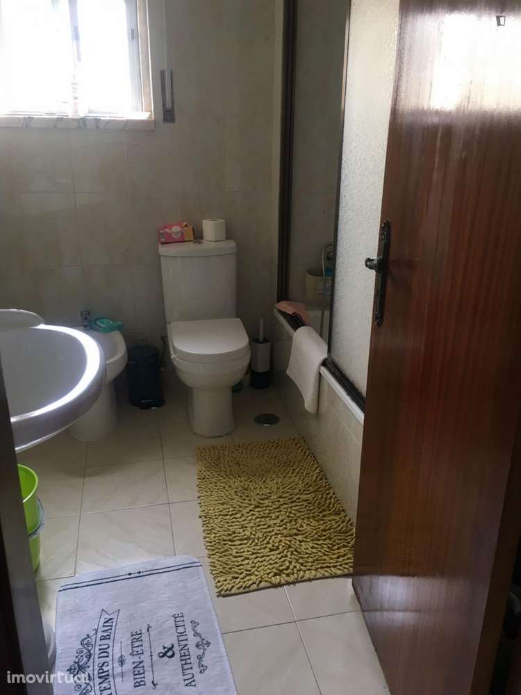 Quarto - localizado em Lisbon - Grande imagem: 3/7