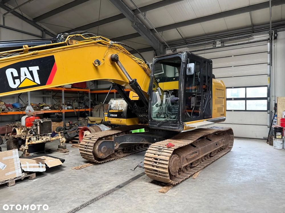 Caterpillar 320 E L RR - 1
