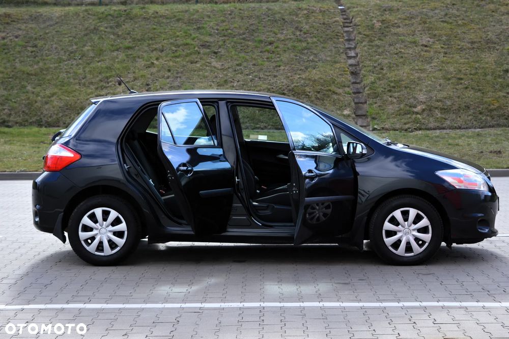 Toyota Auris 1.33 VVT-i Active - 26