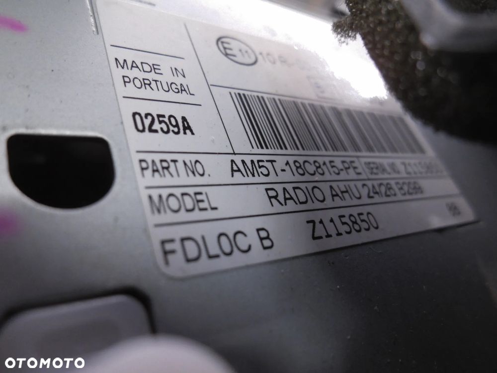 FORD FIESTA MK7 LIFT 13R RADIO CD AM5T-18C815-PE - 4