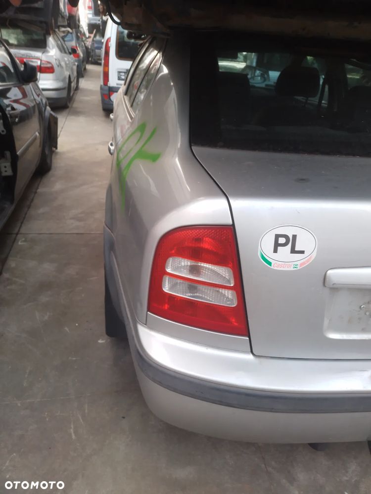 SKODA OCTAVIA I LIFT 00-10 1.9 TDI    ALTERNATOR - 17