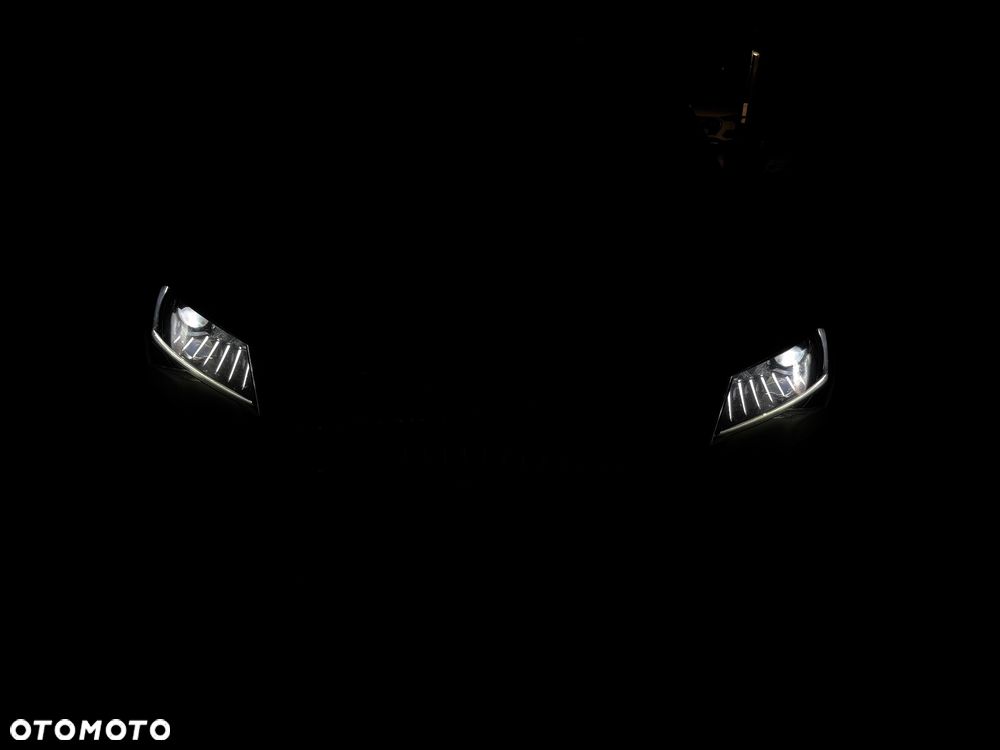 Skoda Superb 2.0 TDI 4x4 DSG Premium Edition - 13