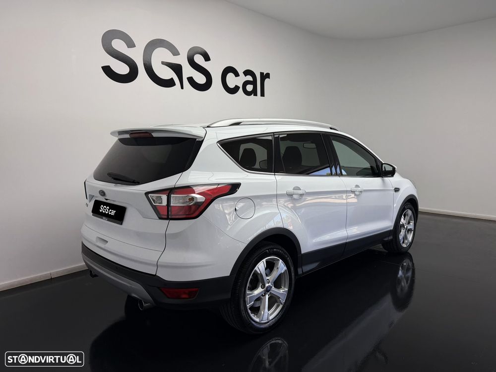 Ford Kuga 1.5 TDCi Vignale - 5