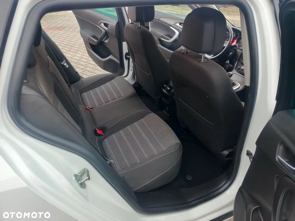 Opel Insignia 2.0 T SportsTourer 4x4 ecoFLEX Start/Stop Design Edition - 16